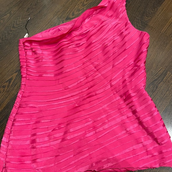 Calvin Klein One Shoulder Blouse - Picture 4 of 4